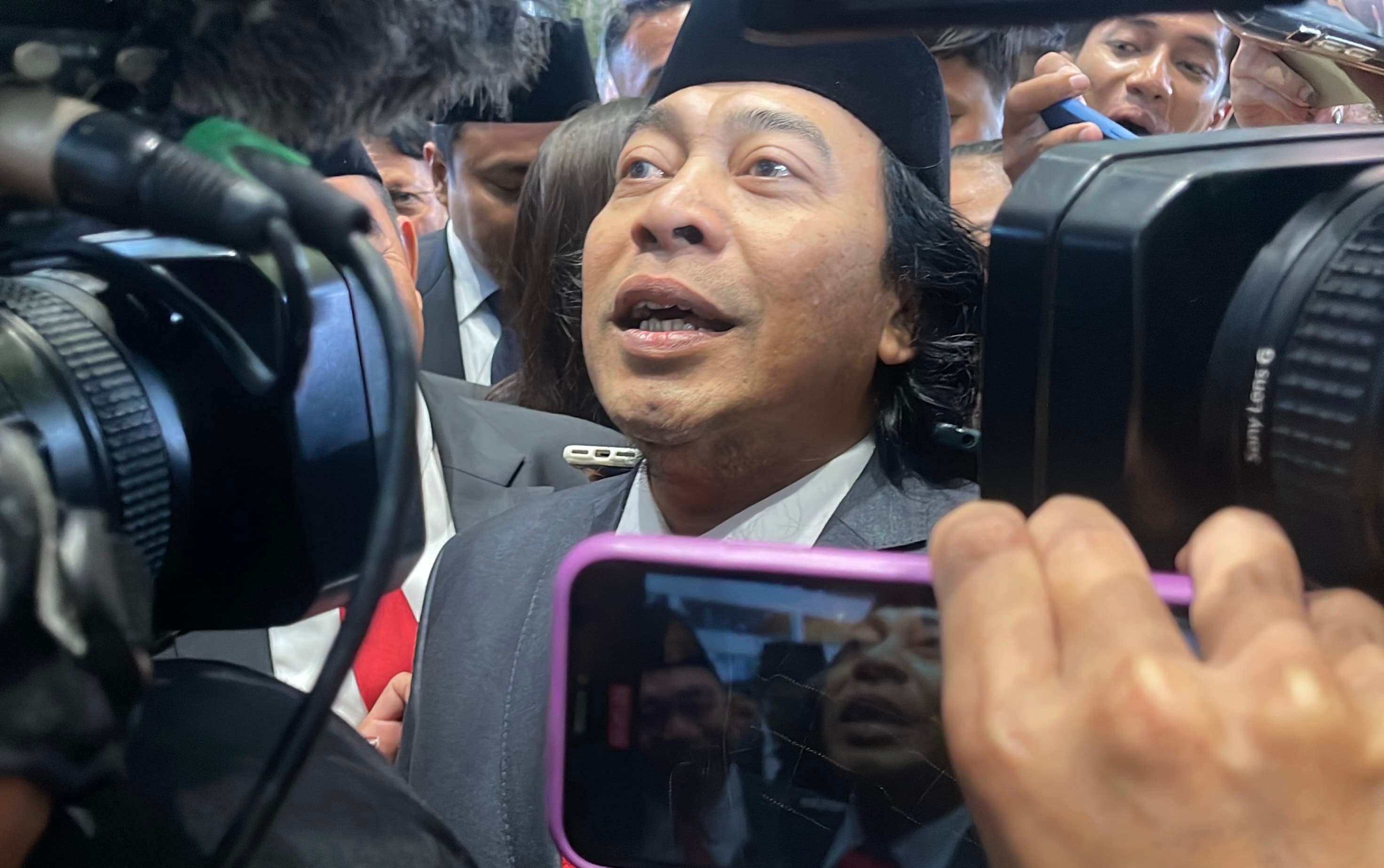 Resmi Dilantik, Komeng Masuk Komite III DPD RI Bidang Seni dan Budaya
