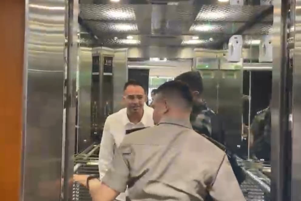 Raffi Ahmad Sambangi DPR Usai Insiden Mobil Dinas RI 36 Viral