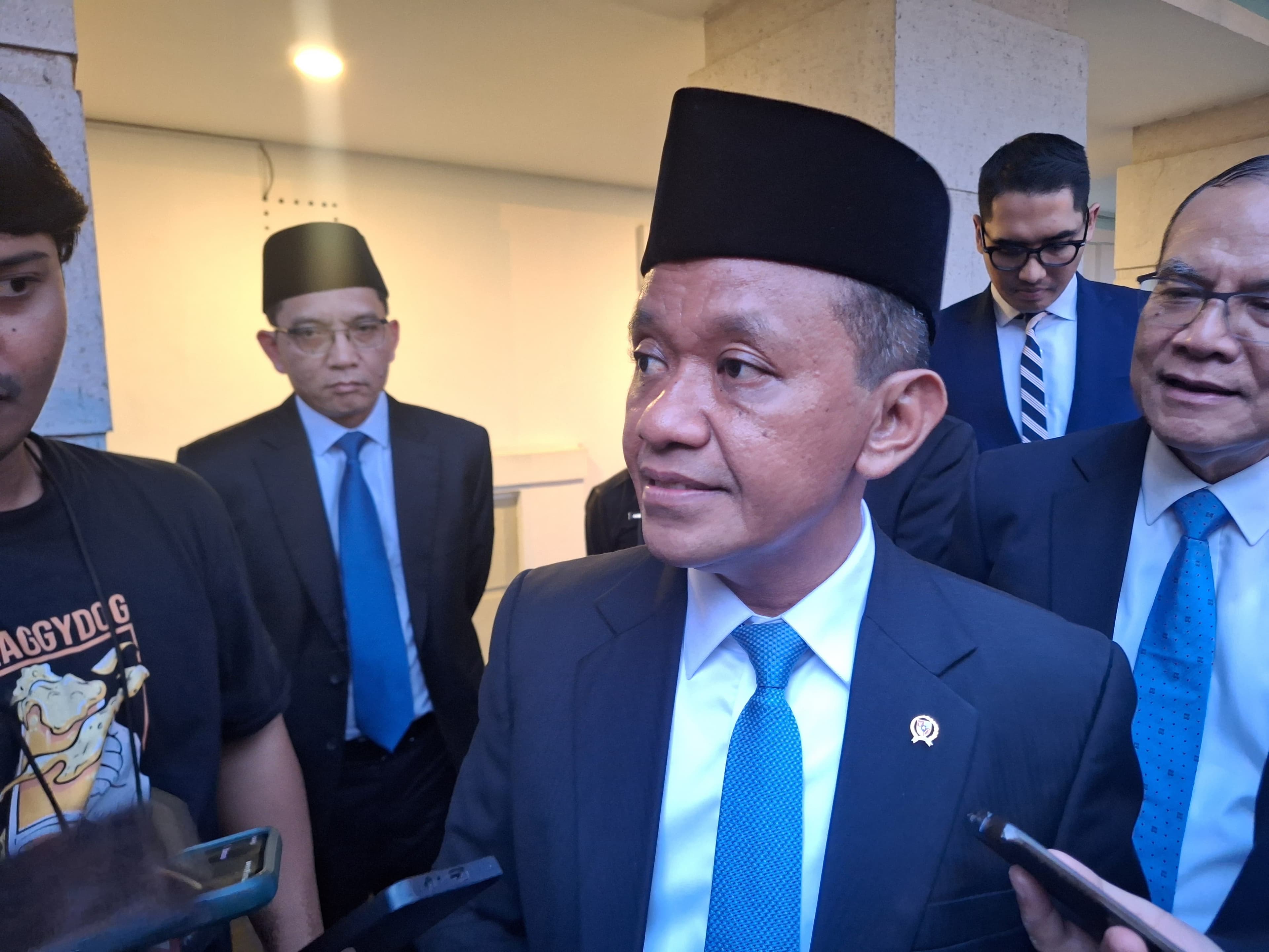 Bahlil Ungkap Alasan LG Hengkang: Terlalu Lama