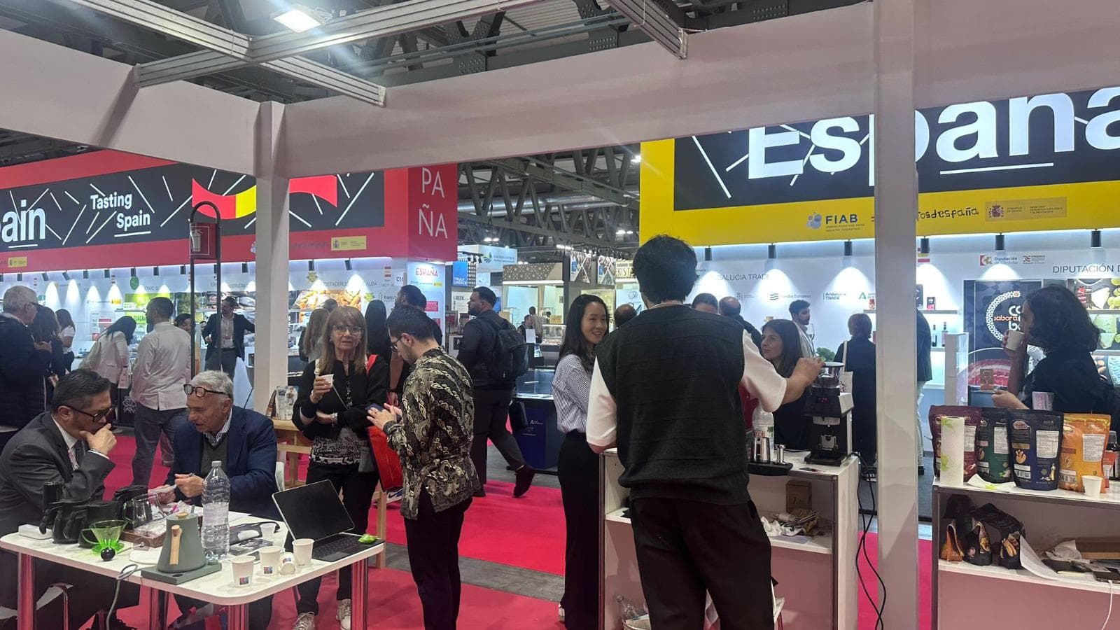 Produk Mamin RI Bukukan Potensi Transaksi Rp71 Miliar di Tuttofood 2025 Italia