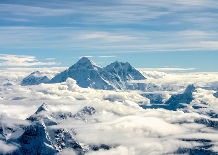 Fakta Gunung Everest, Puncak Tertinggi Dunia yang Menantang