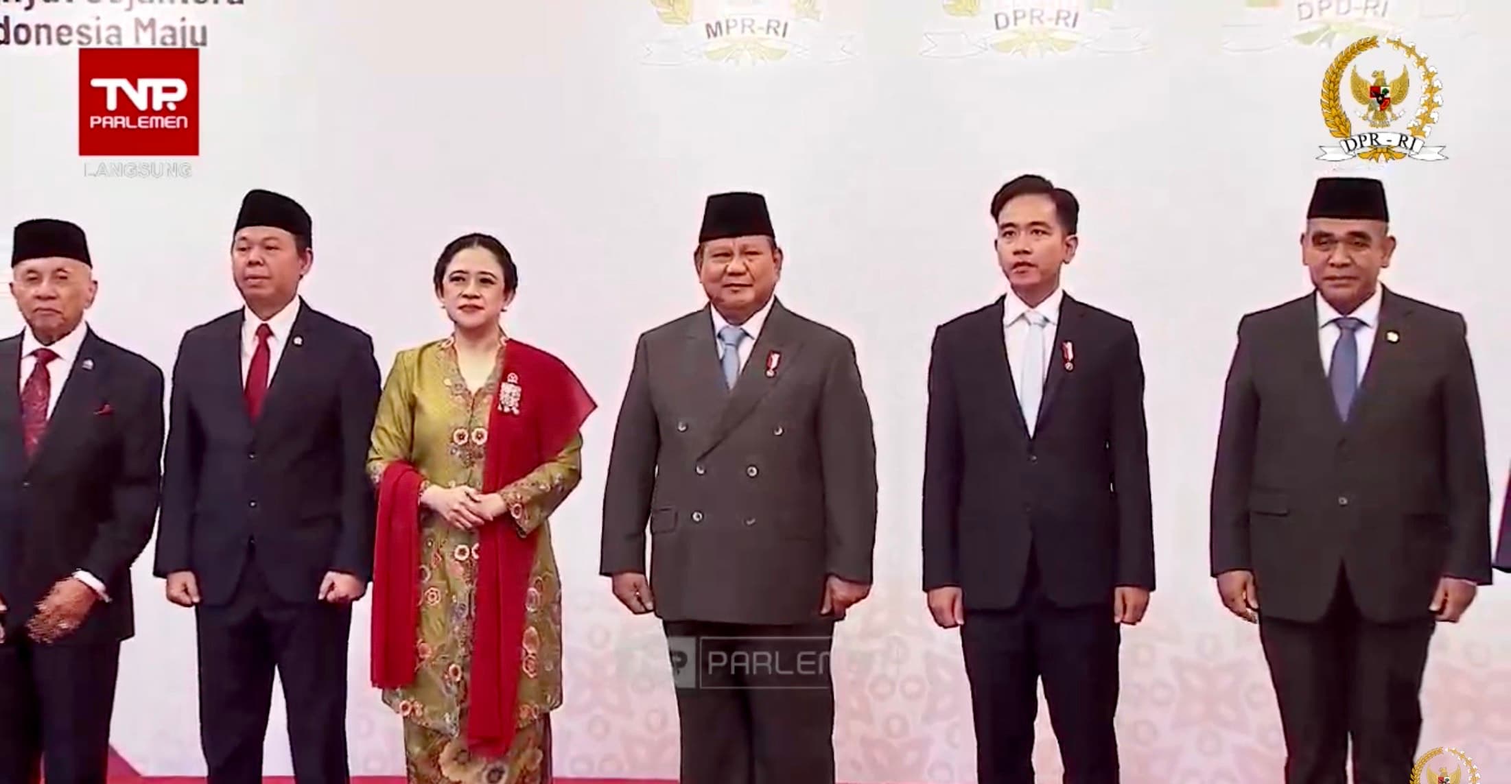 Pakai Setelan Jas, Prabowo Hadir di Sidang Tahunan 2025