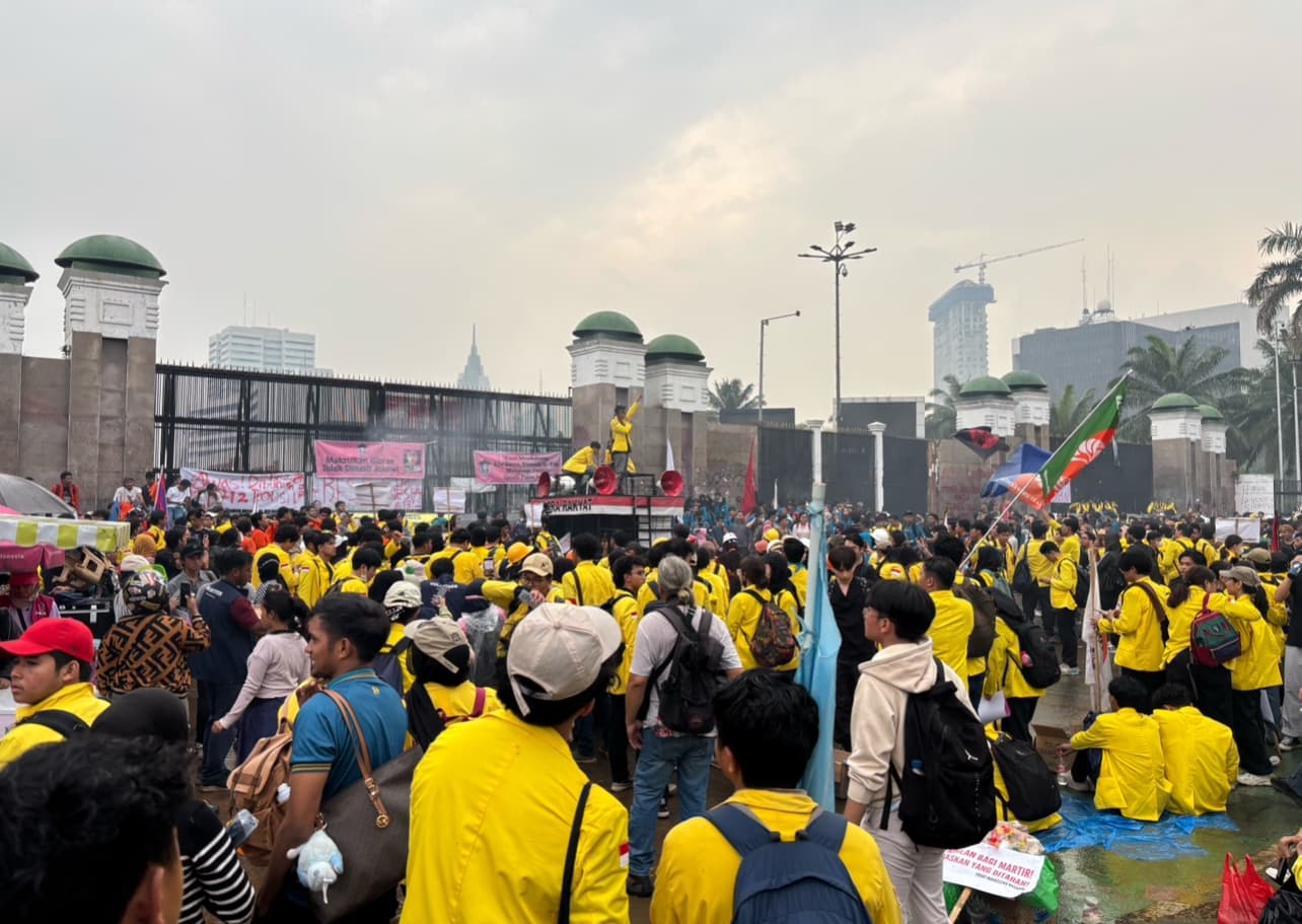 BEM UI Tagih Janji DPR Penuhi 17+8 Tuntutan Rakyat