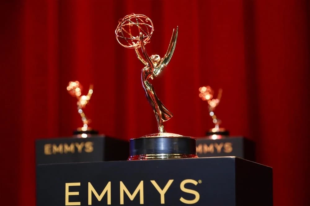 Artis Serukan “Bebaskan Palestina” di Emmy Awards 2025