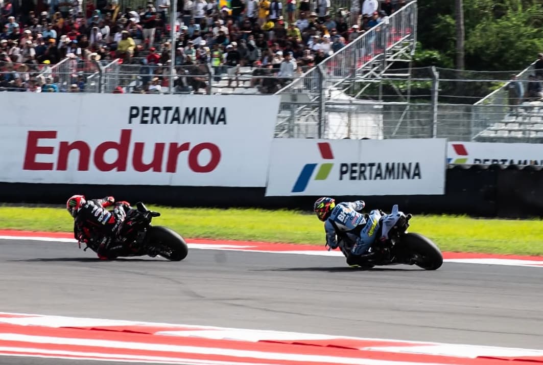 Fermin Aldeguer Menangi MotoGP Indonesia 2025 di Mandalika, Kutukan Marc Marquez Berlanjut