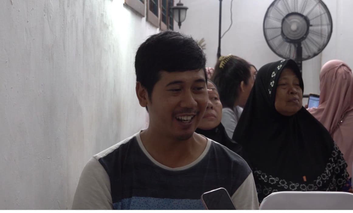 Dapat BLT Rp900 Ribu, Sopir Ojol Terharu Bisa Belikan Sepatu untuk Ulang Tahun Anak