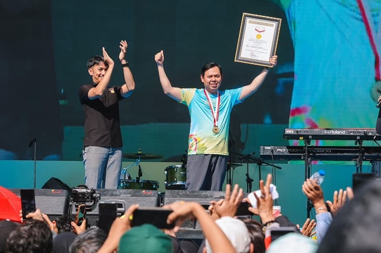 Canangkan Hari Green Democracy, Ketua DPD RI Raih Dua Rekor MURI atas Inisiasi Gerakan Hijau Nasional
