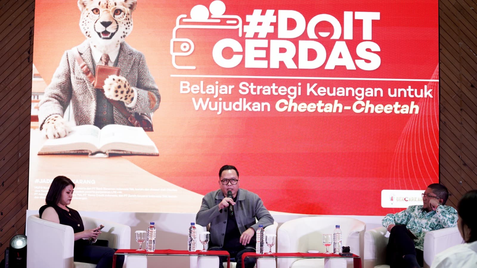 Home Credit Perkuat Literasi Keuangan Mahasiswa Universitas Katolik Parahyangan