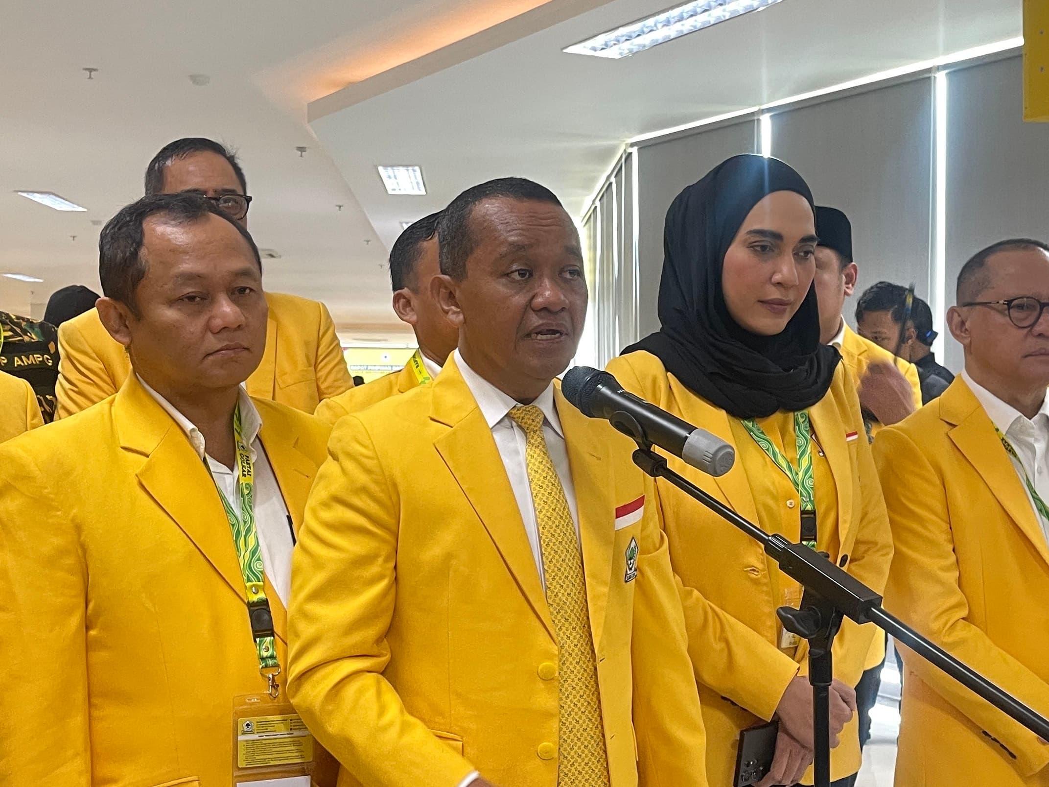 Bahlil Tegaskan Usulan Kepala Daerah Dipilih DPRD Bukan Titipan Presiden