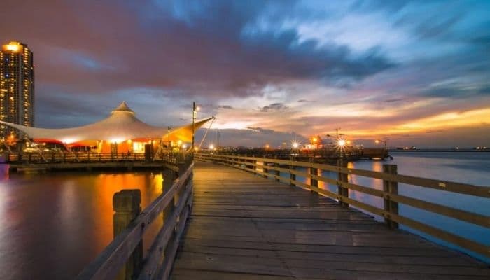 Rayakan Malam Tahun Baru 2026 Tanpa Biaya, Ini 12 Spot Favorit di Jakarta