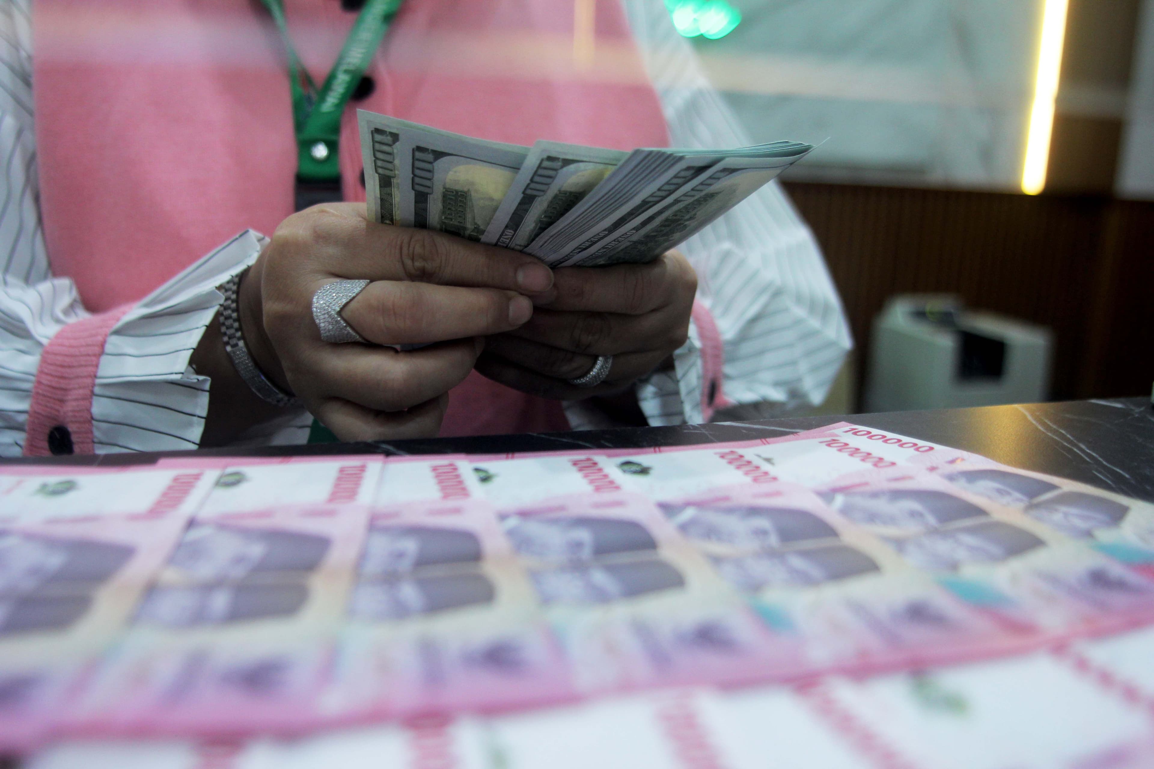 Modal Asing Rp5,96 Triliun Kabur dari RI, BI Terus Stabilisasi Rupiah