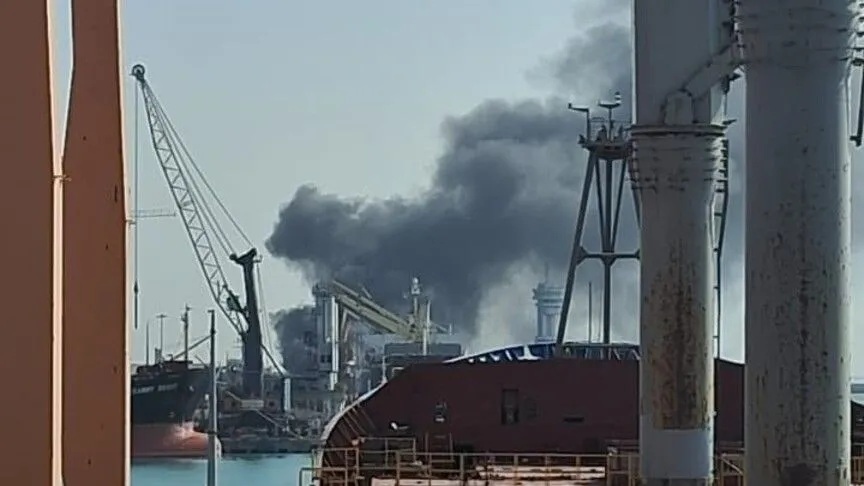 Iran: Lintasi Jalur Tidak Sah, Kapal Tanker Minyak Keempat Terkena Ranjau Selat Hormuz