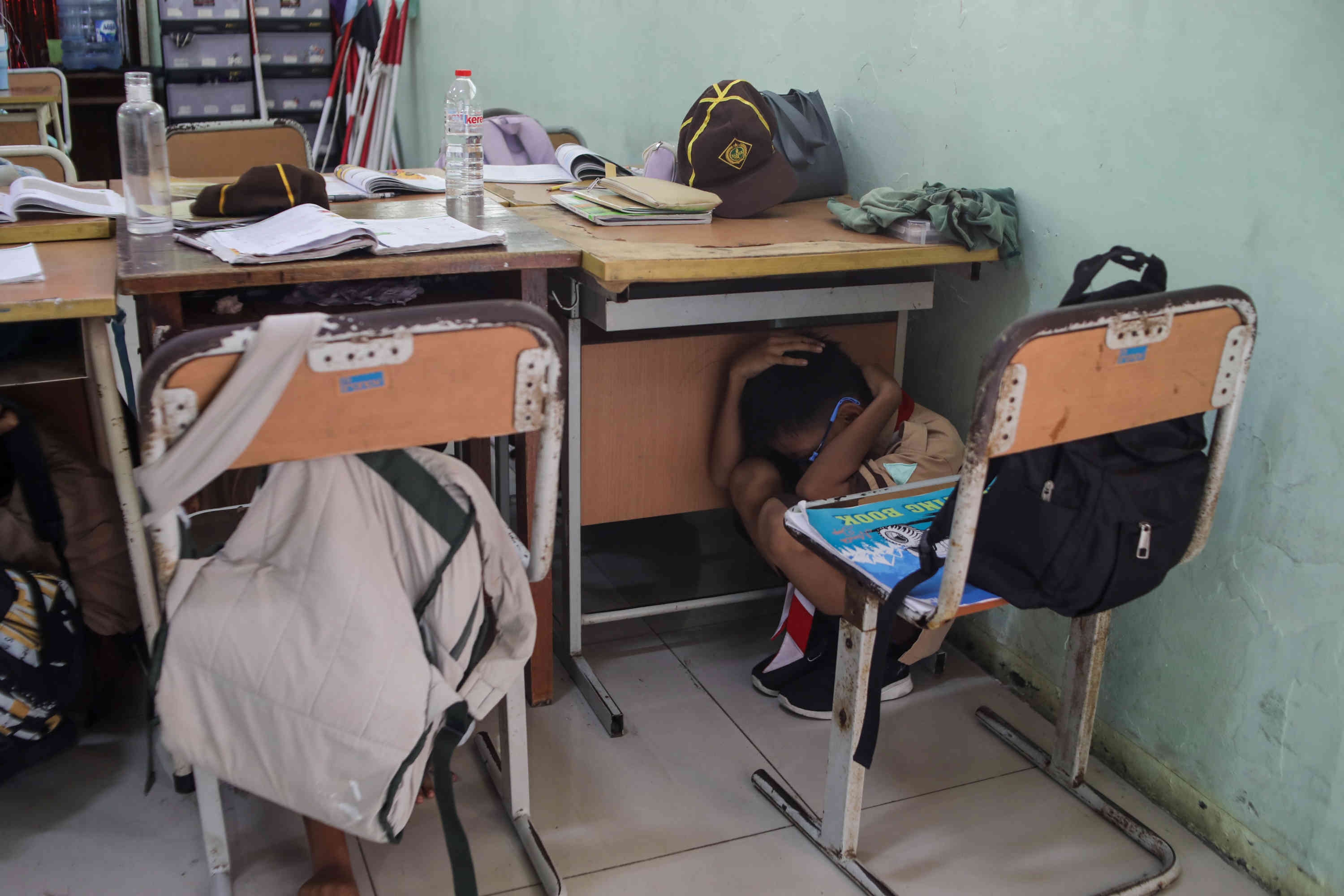 SDN Guntur 01 Gelar Simulasi Gempa Bumi
