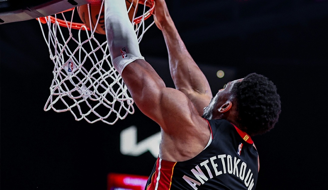 NBA Hari Ini: Giannis Antetokounmpo Beri Kemenangan Perdana untuk Miami Heat, Thunder Tumbang