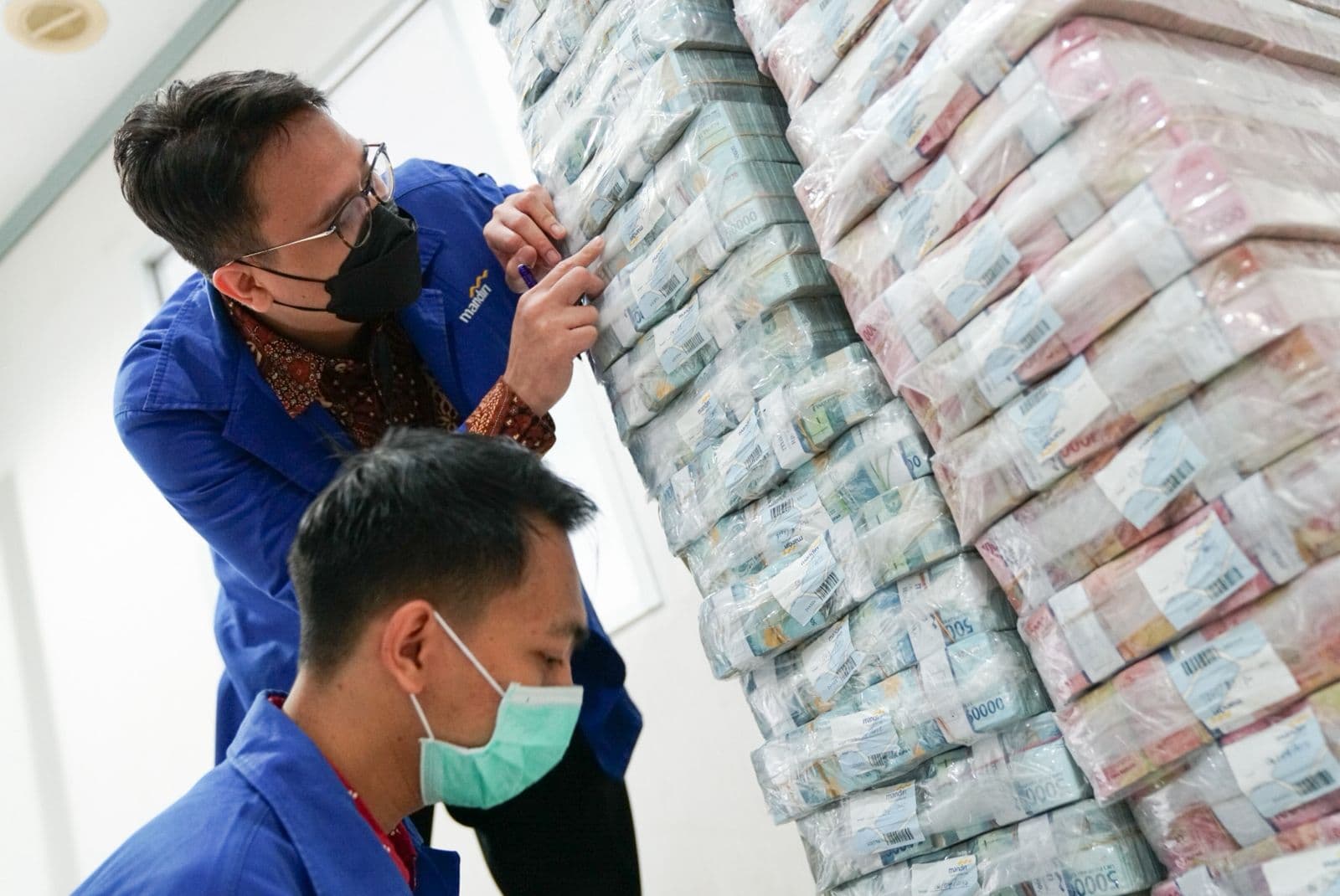 Bank Mandiri Taksir Perputaran Uang Ramadan-Lebaran 2026 Tembus Rp185 Triliun, Sediakan Uang Tunai Rp44 Triliun
