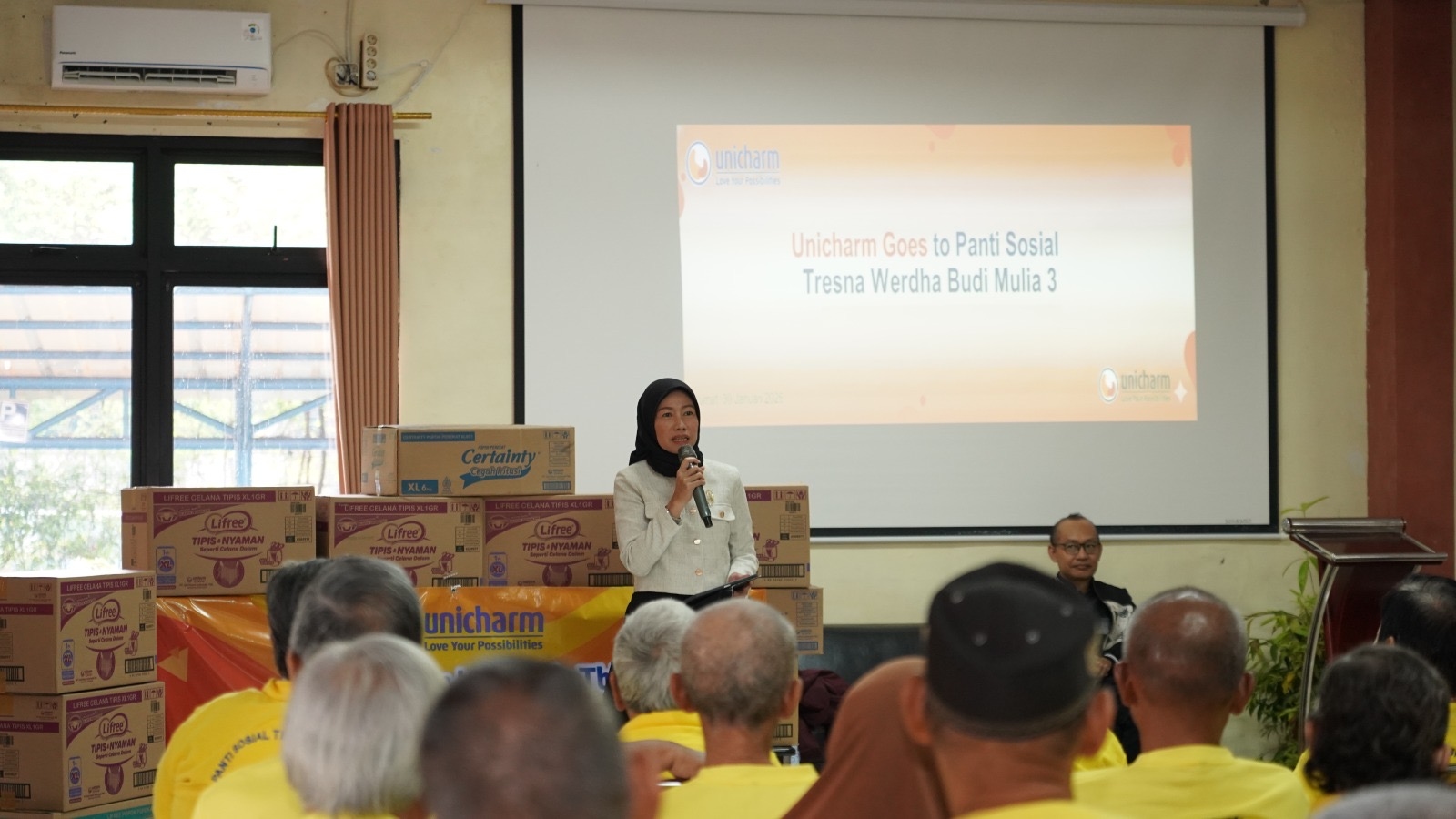 Unicharm Edukasi Caregiver Panti Sosial, Dorong Peningkatan Kualitas Hidup Lansia