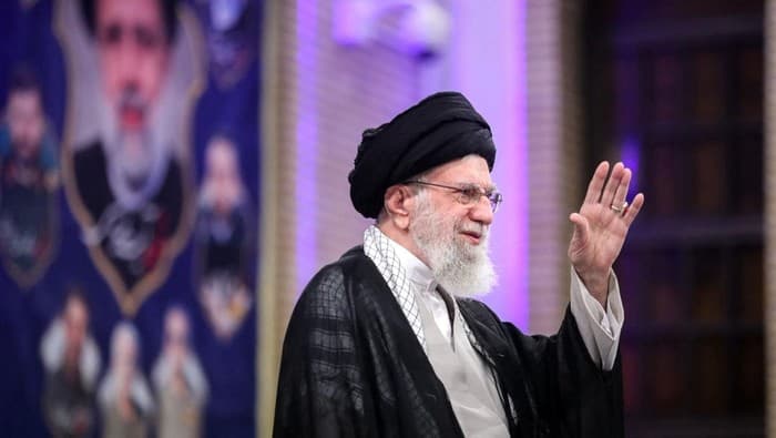 Setelah Ali Khamenei Tewas, Akankah Iran Pecah atau Bangkit Lebih Kuat? Dunia Tunggu Skenario Mengejutkan