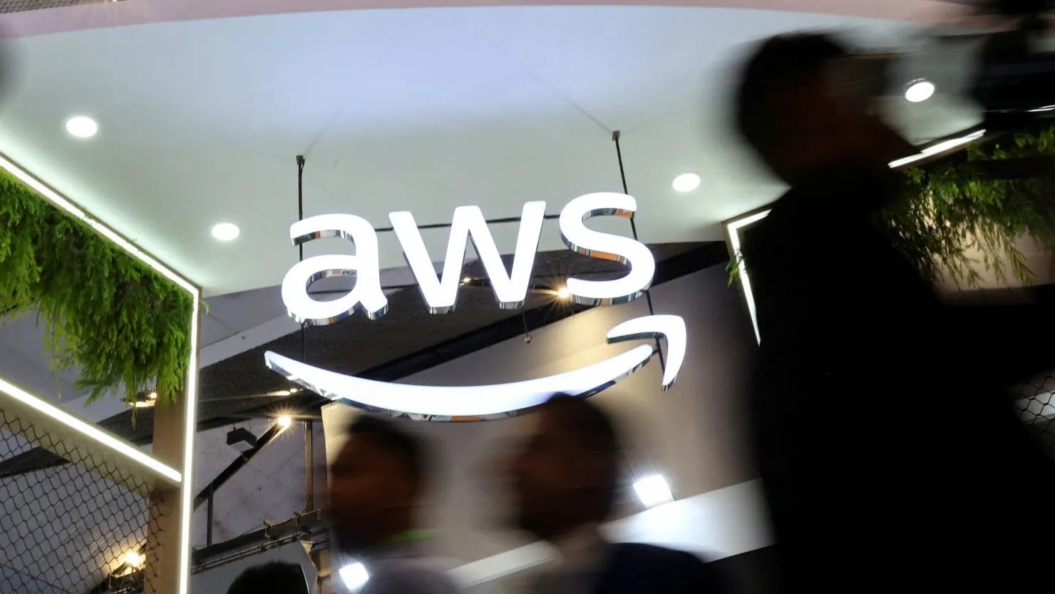 Iran Serang Pusat Data Amazon di Bahrain karena Dianggap Bantu Militer AS