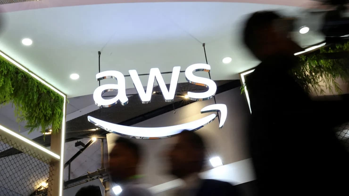 Iran Serang Pusat Data Amazon di Bahrain karena Dianggap Bantu Militer AS