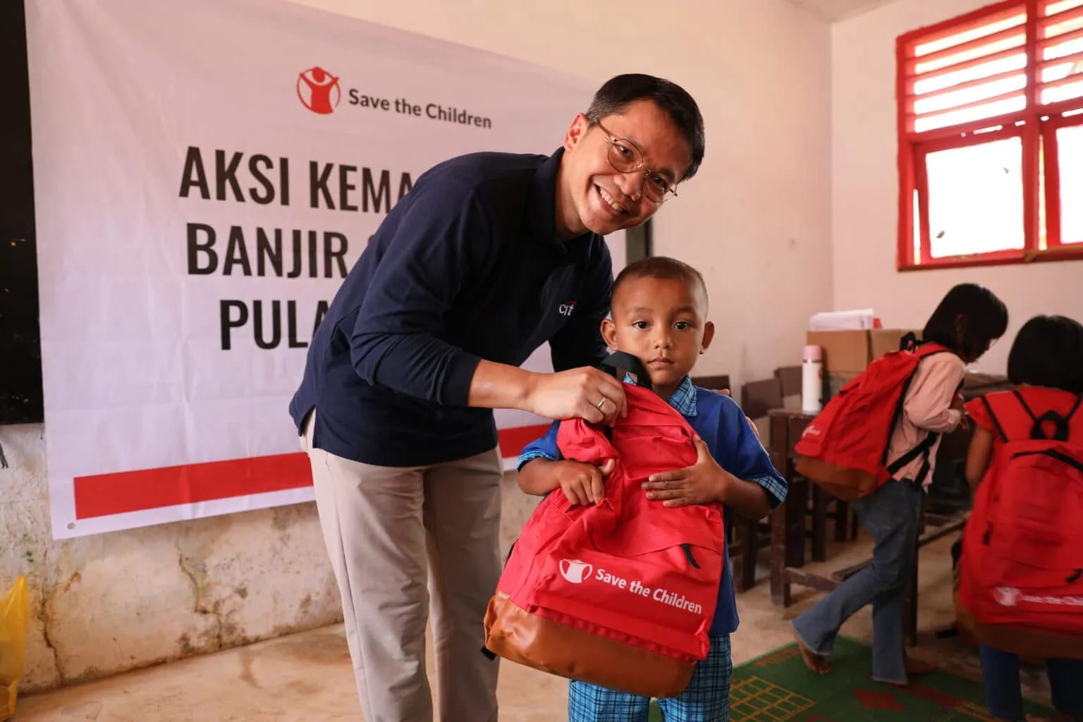 Bantuan Korban Banjir Sumatra: Kolaborasi Citi Foundation dan Save the Children Pulihkan Pendidikan Anak