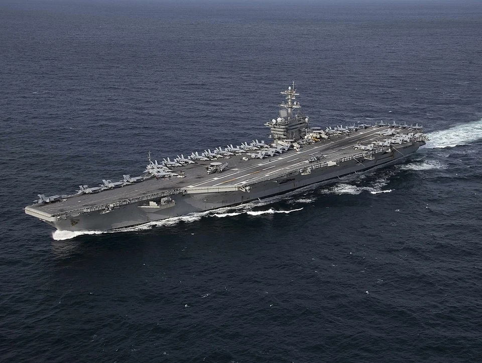 Awak Kapal Induk USS Abraham Lincoln Sudah Stres Tidak Pulang-Pulang, Trump Anggap Enteng: Tugas Belum Lama!