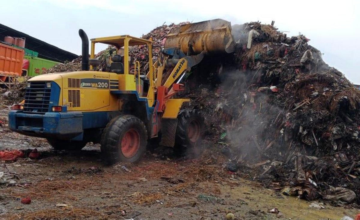 DLH Jakarta Pastikan Sampah yang Sudah Dipilah Tak Tercampur Saat Pengangkutan