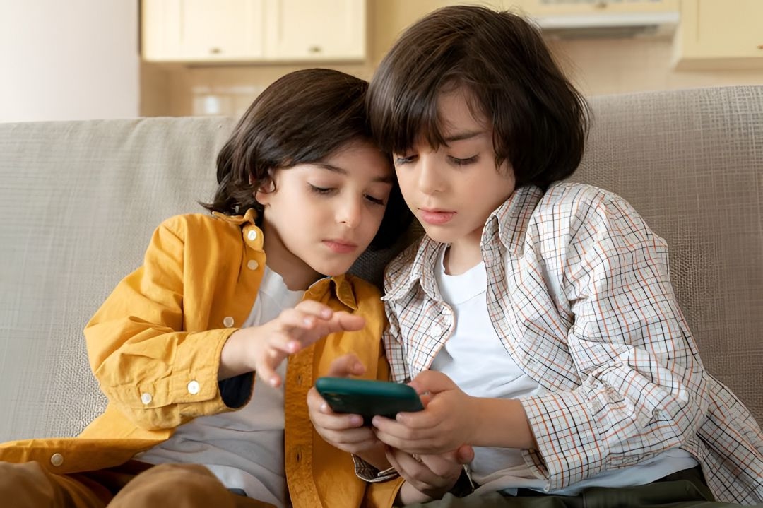 Akun Anak di Bawah 16 Tahun Akan Diblokir, Ini 8 Platform yang Terdampak Mulai 28 Maret 2026