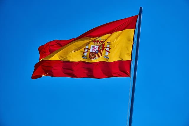 Pemimpin Kiri Dunia Berkumpul di Barcelona, Bahas Ancaman Sayap Kanan terhadap Demokrasi