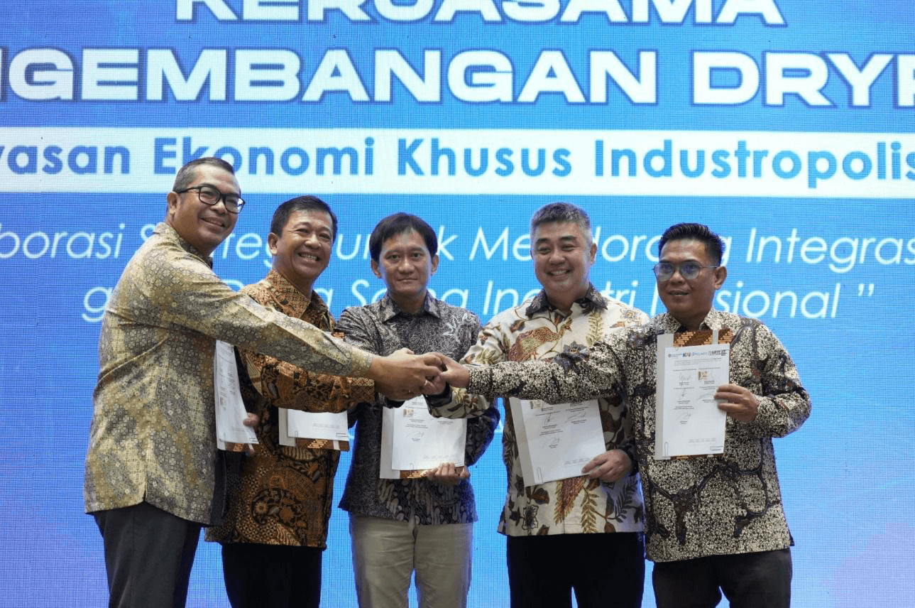 KAI Gandeng Pelindo Kembangkan Dryport Batang, Tekan Biaya Logistik