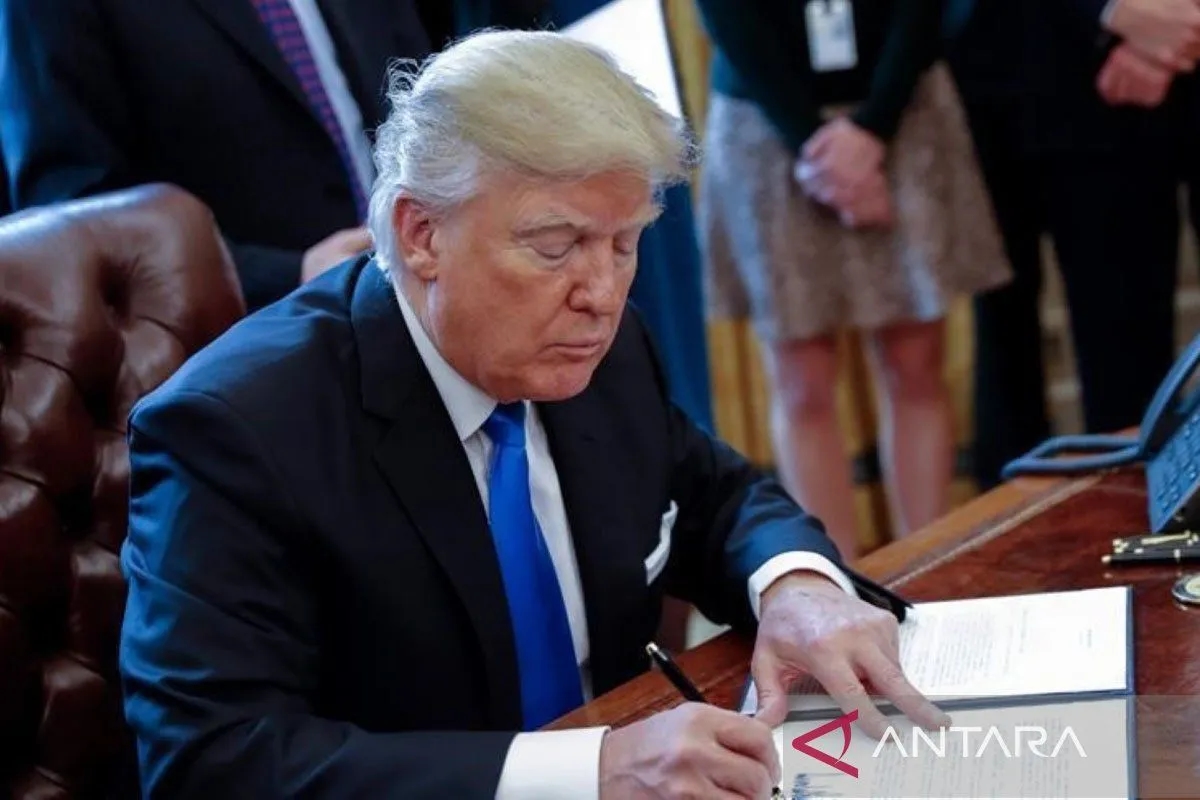 Trump Diduga Permainkan Hukum Demi Klaim Perang dengan Iran Telah Berakhir