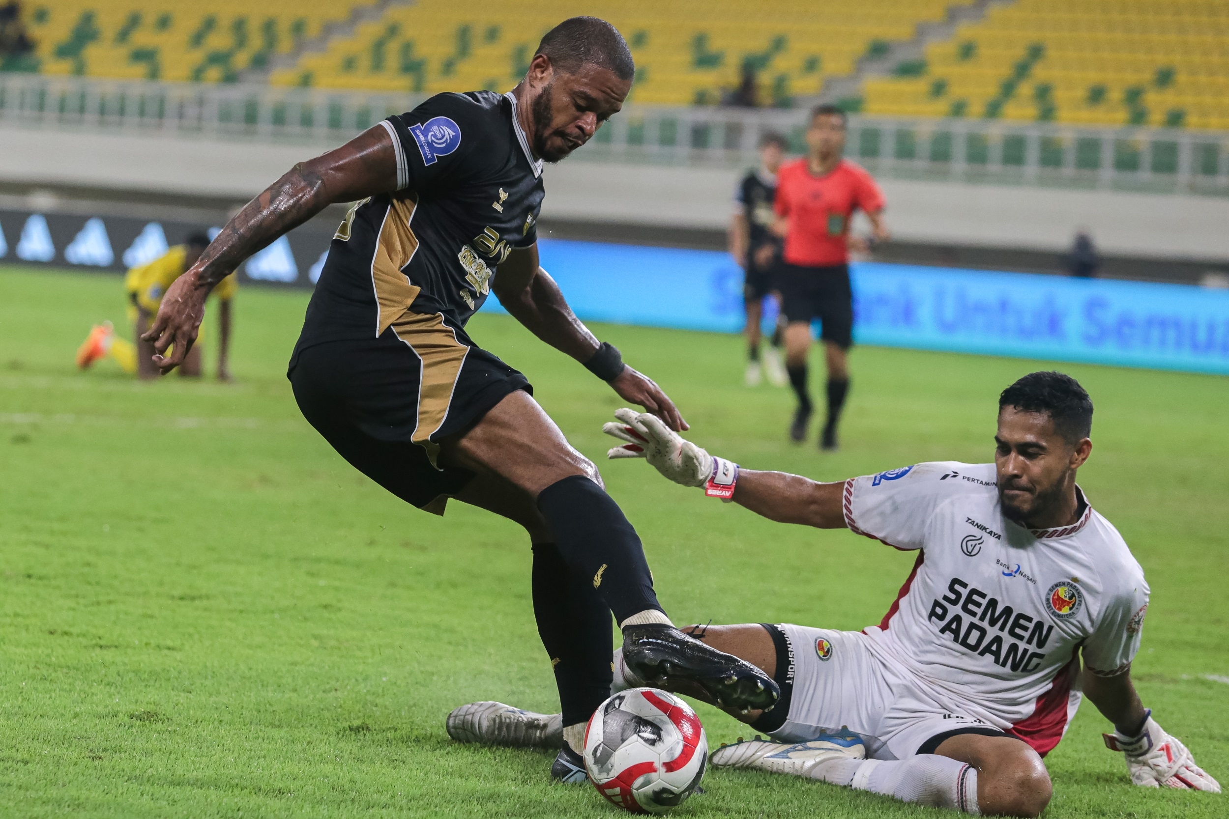 Dikalahkan Dewa United, Semen Padang Turun Kasta ke Championship League