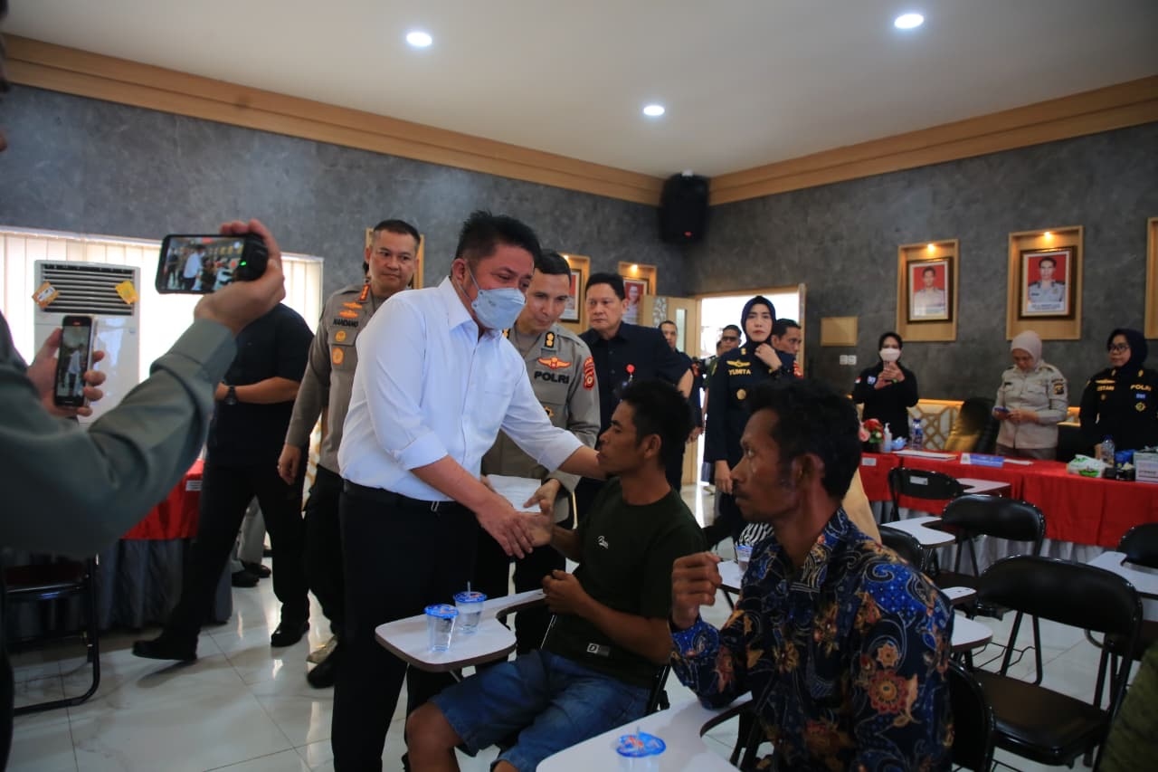 Gubernur Herman Deru Pastikan Keluarga Korban Bus ALS Difasilitasi Selama Proses Identifikasi
