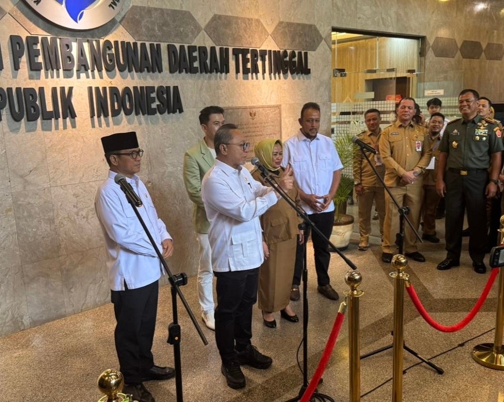 Di Munas Papdesi, Zulhas Tegaskan SPPG Wajib Belanja ke Desa