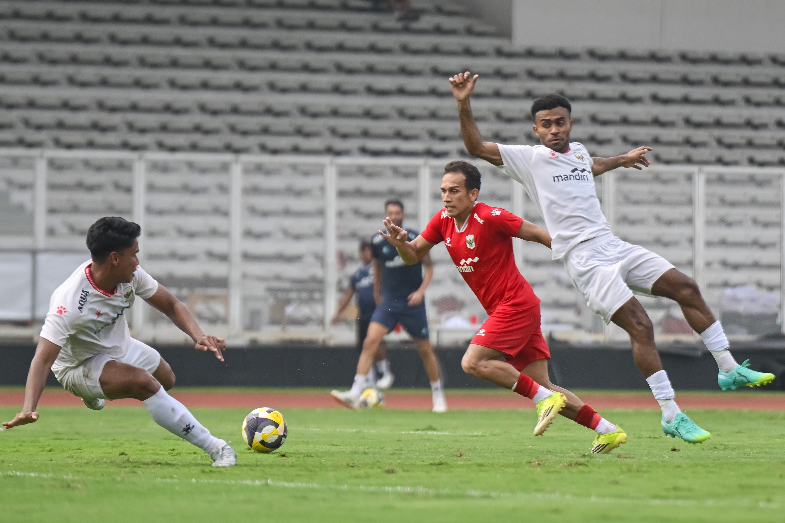 John Herdman Depak 22 Pemain dari Timnas Indonesia, Termasuk Marc Klok dan Ricky Kambuaya