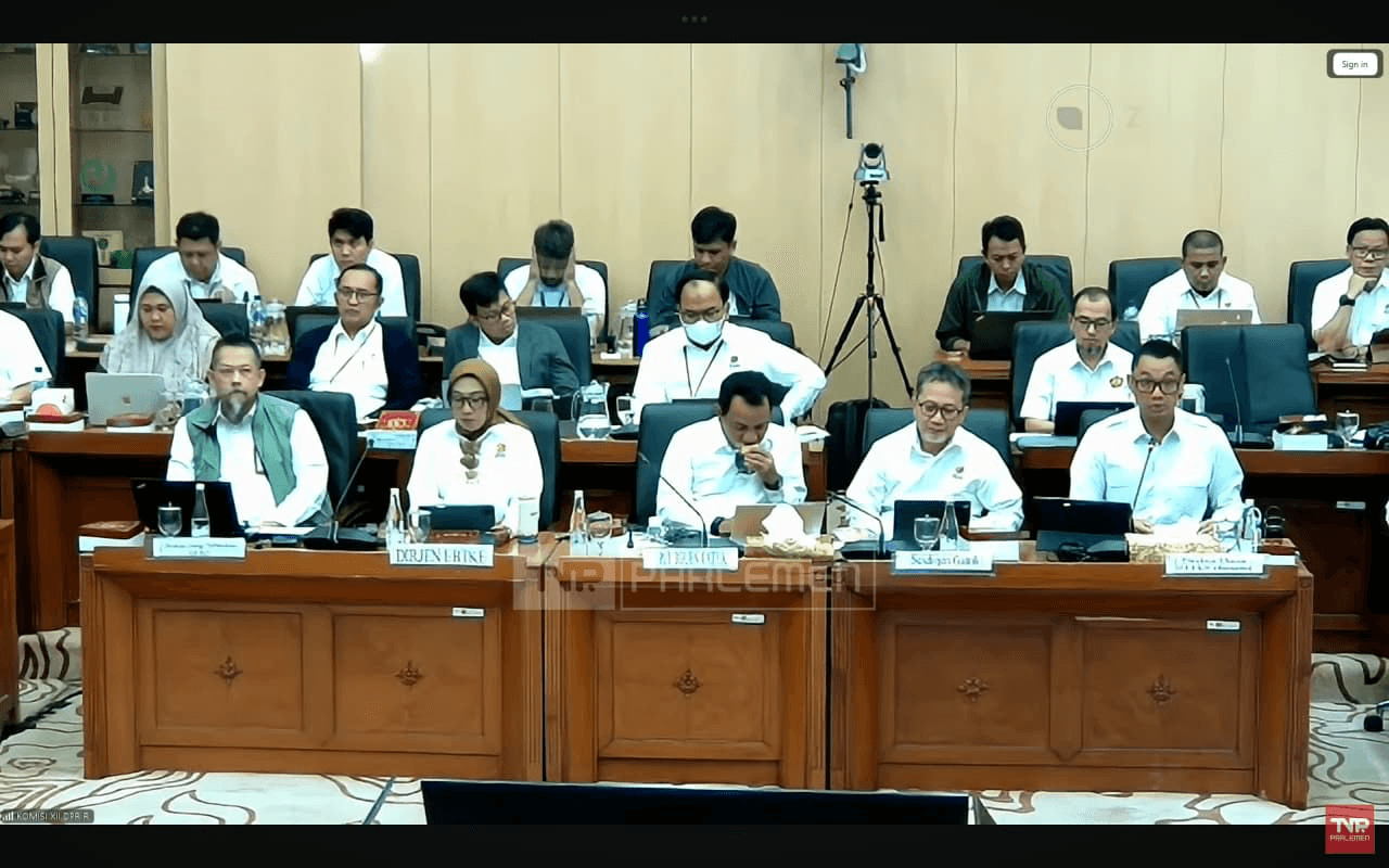 PLN Laporkan Progres EBT, Sekitar 5,2 GW Masuk Tahap Konstruksi