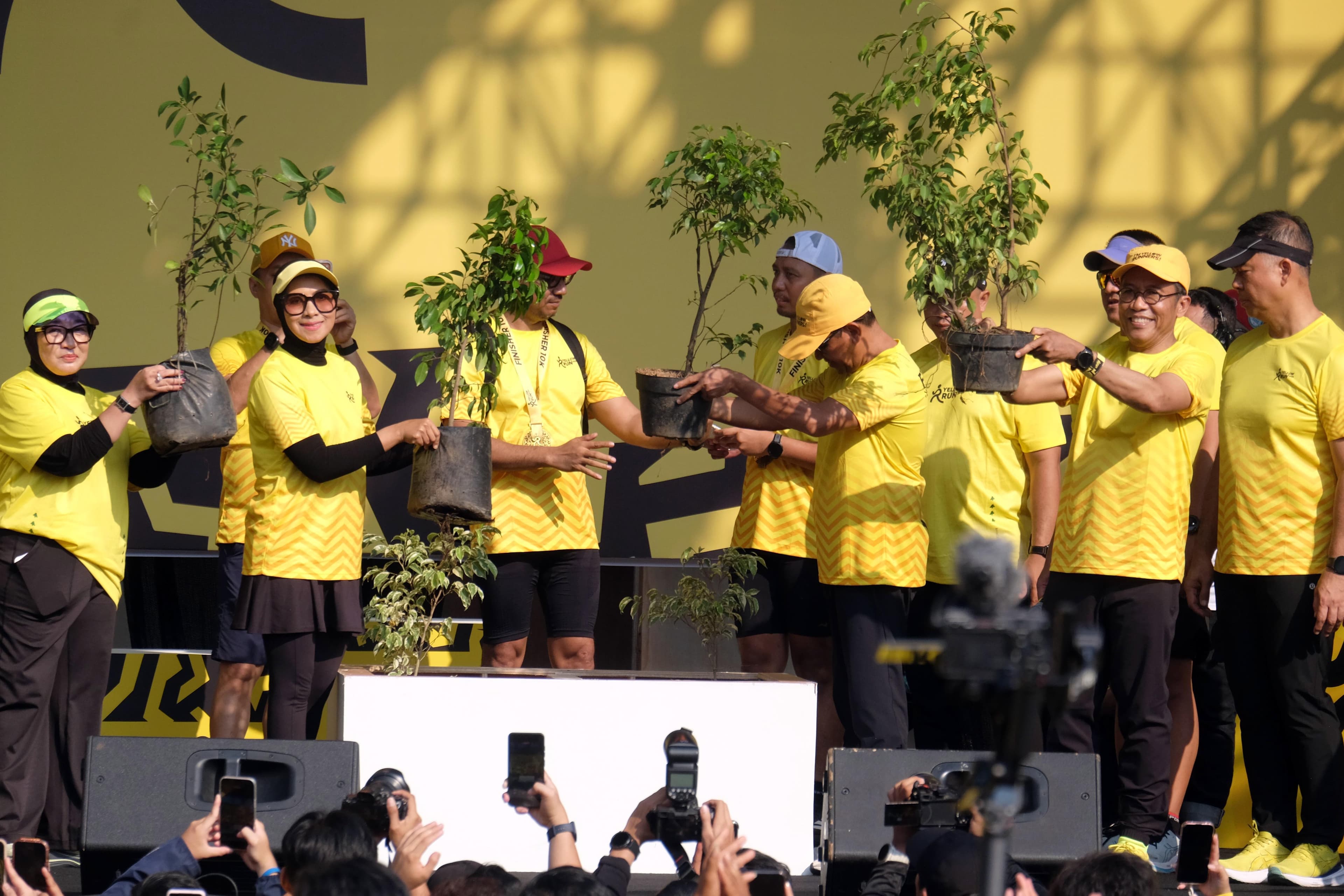 Yellow Run 2026 Donasikan 4.444 Pohon Beringin dari Dana Registrasi Peserta