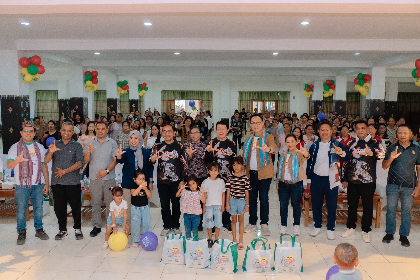 Apotek K-24 Buka 17 Gerai Baru dan Perkuat Pencegahan Stunting bagi 1.500 Balita di NTT lewat Festival Sehat Ceria Si Kecil