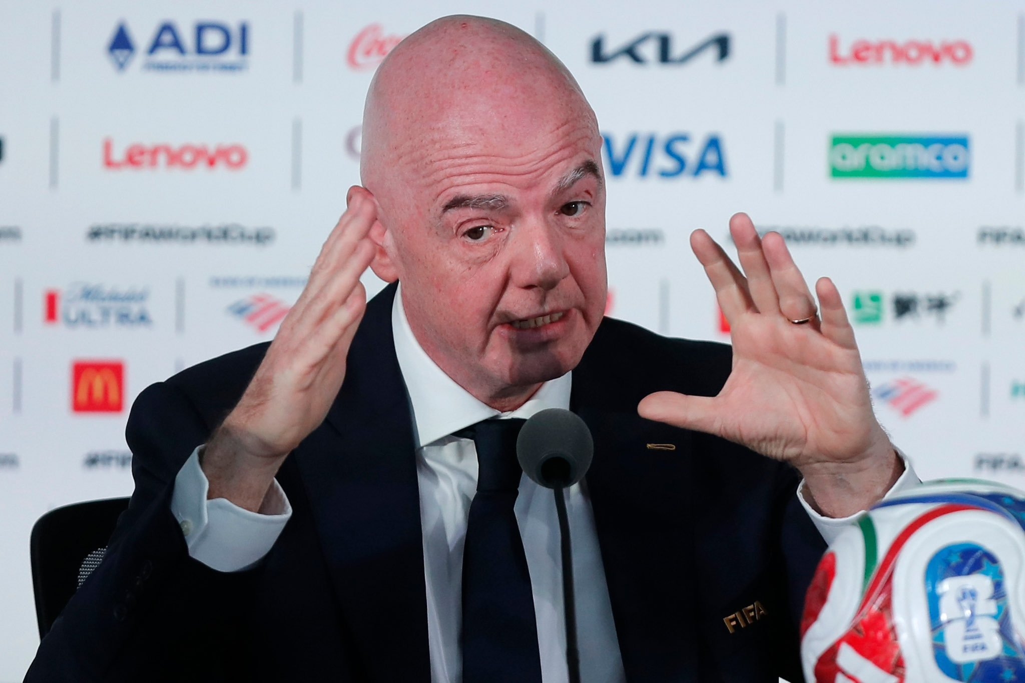 Penasehat Gianni Infantino Mundur karena FFE, PM Inggris Sebut FIFA Salah Pemimpin