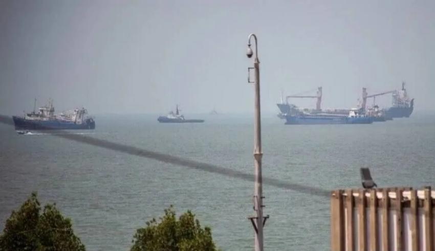 Selat Hormuz Makin Sepi, Kapal Dagang Anjlok 90 Persen