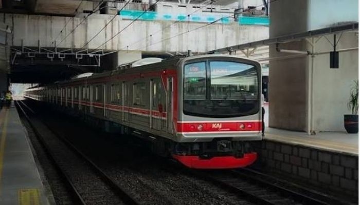 Ada Kerumunan Massa, KRL ke Tanah Abang Hanya Sampai Stasiun Palmerah