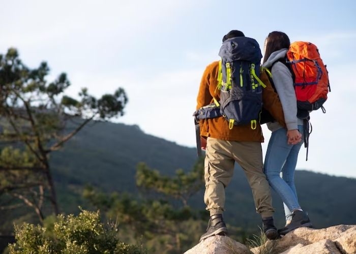 10 Persiapan Naik Gunung untuk Pendaki Pemula, Jangan Berangkat Sebelum Cek Ini!