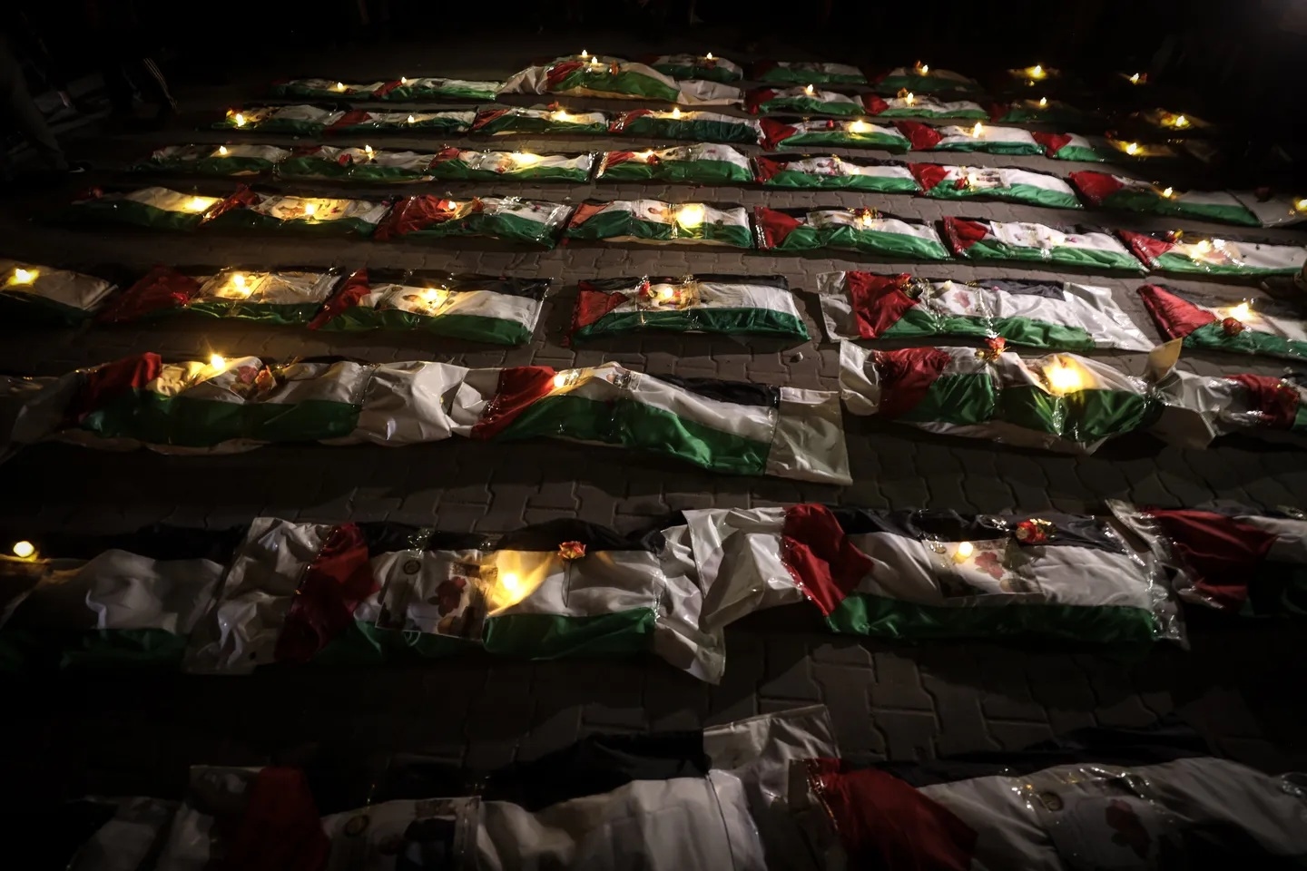 Sekitar 100 Jenazah Warga Palestina Dimakamkan Massal di Gaza Setelah Dua Tahun Tertimbun Reruntuhan