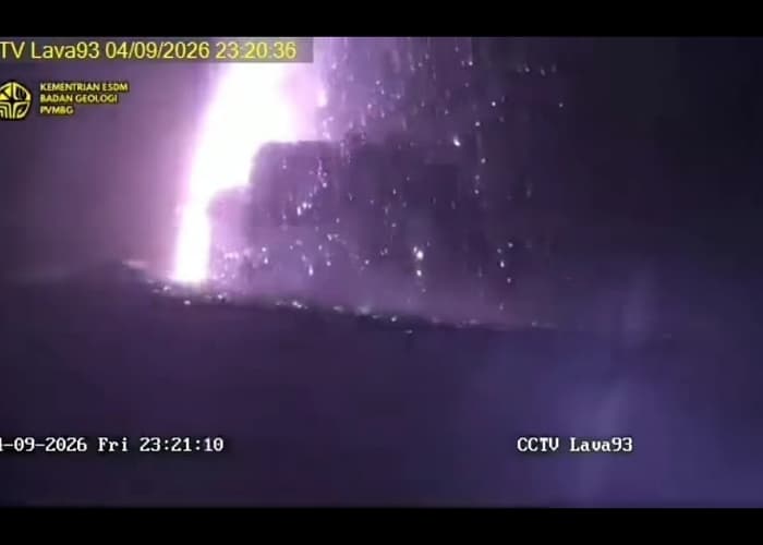Cara Melindungi Diri dari Abu Vulkanik Gunung Anak Krakatau, Ini 10 Langkah Penting!