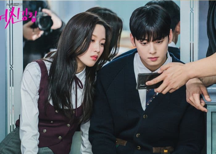 Moon Ga Young dan Cha Eun Woo Berpotensi Reuni di Drama Baru, 7 Tahun Usai True Beauty