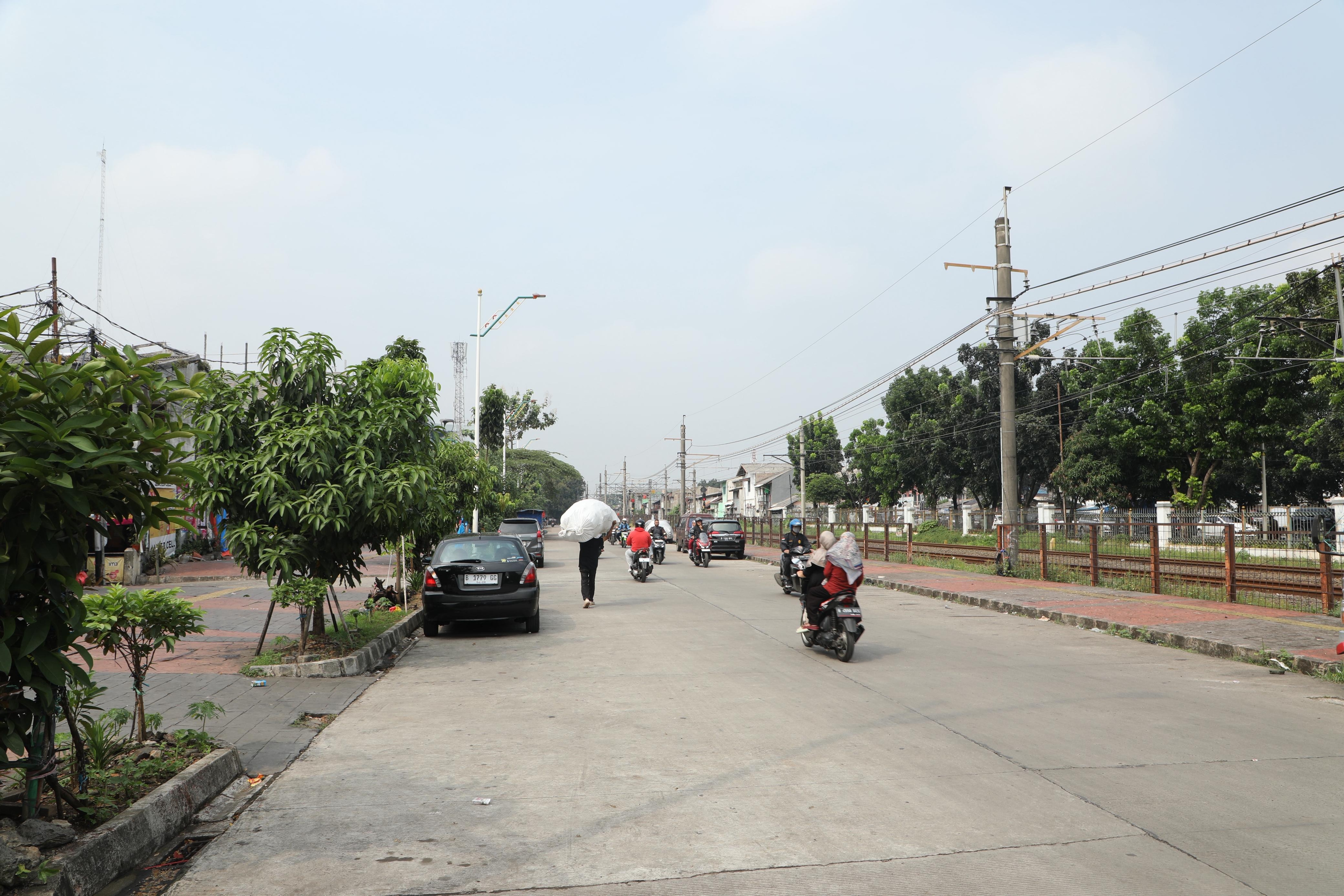 Belum Tuntas Sejak Era Foke, Pramono Targetkan Jalan Sejajar Rel Pasar Minggu Rampung 2027