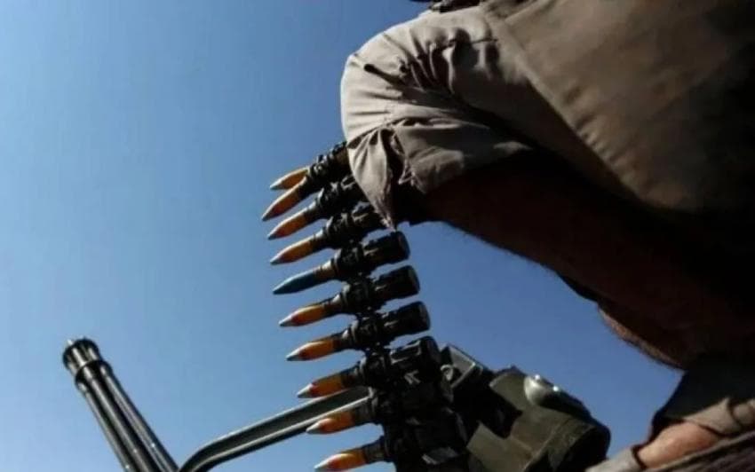 Houthi Serang Riyadh dengan Rudal dan Drone, Asap Hitam Membubung Dekat Bandara