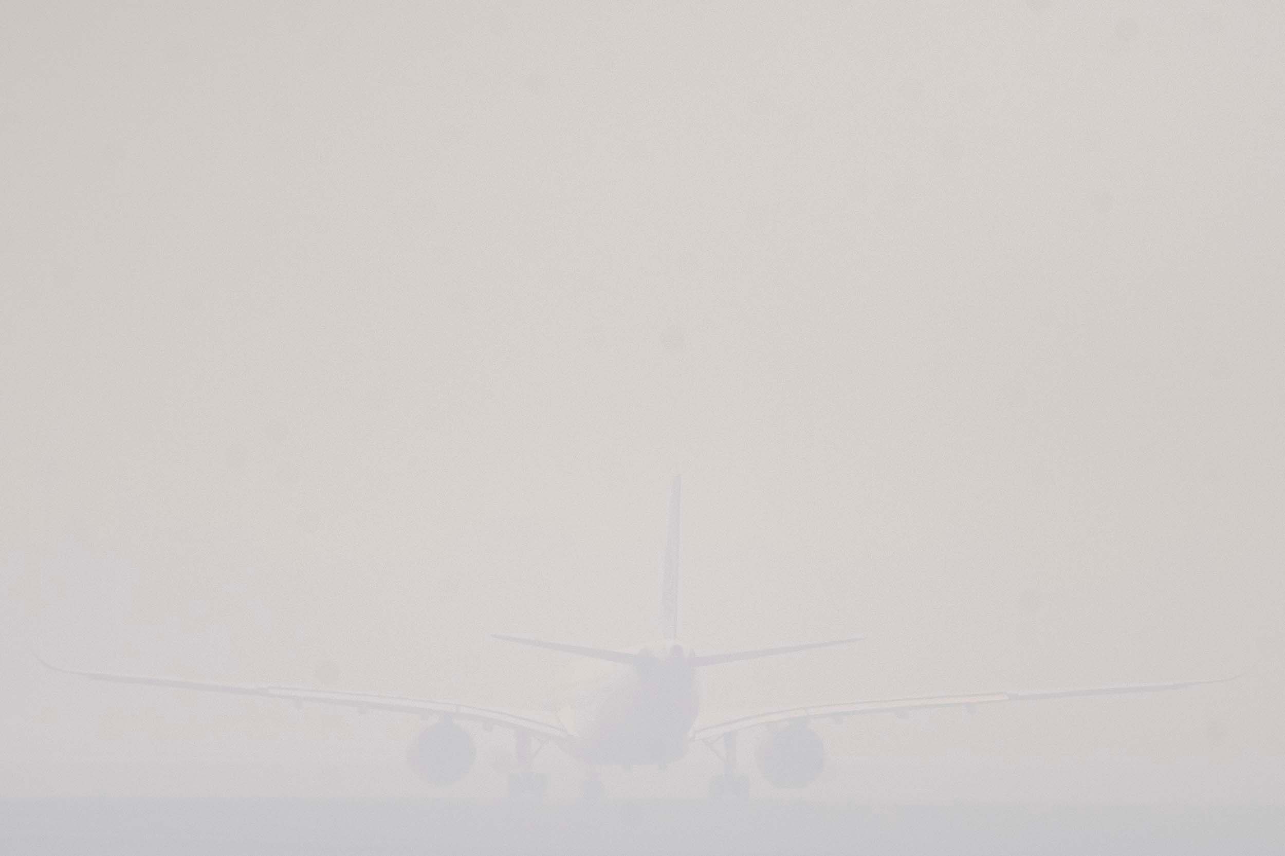Kabut Asap Ganggu Penerbangan di Palembang