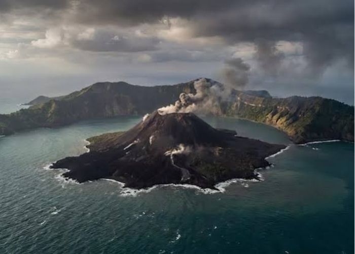Daratan Baru Muncul di Sekitar Gunung Anak Krakatau, Begini Penjelasan dan Proses Terbentuknya