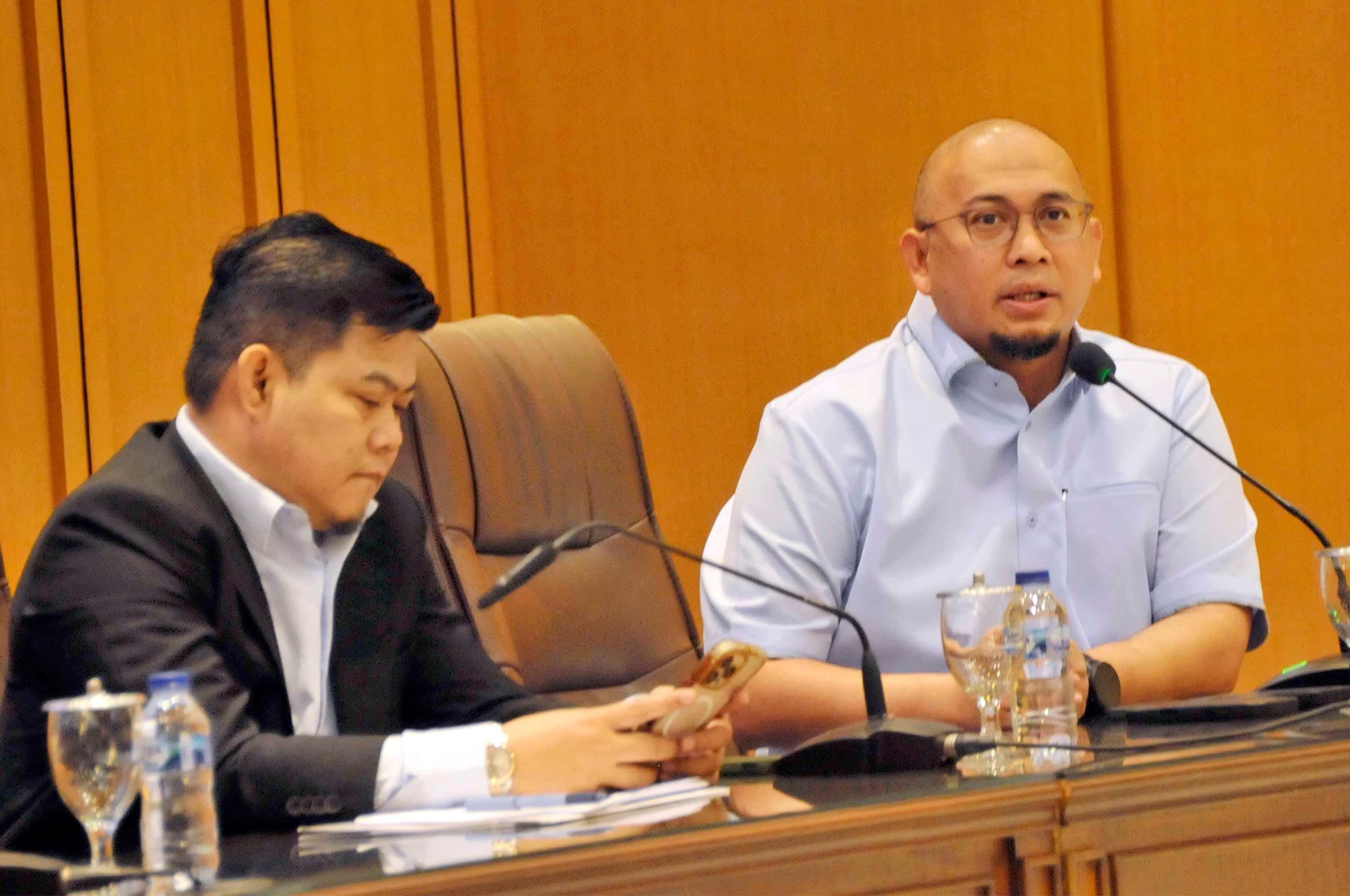 Anggota DPR RI Fraksi Gerindra Andre Rosiade saat menjadi pembicara dalam diskusi Dialektika Demokrasi di Gedung Parlemen Senayan, Jakarta, Kamis (22/10/2026). AKURAT.CO/Sopian