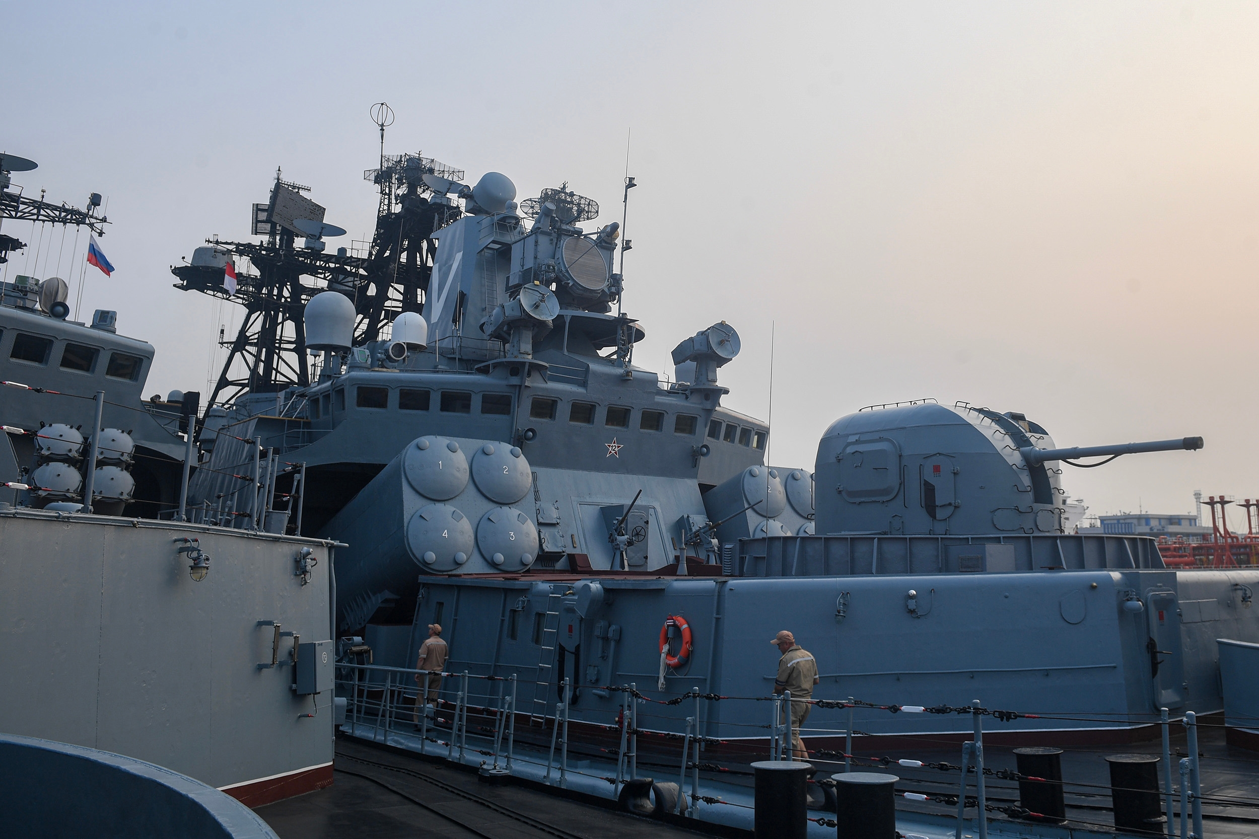 Kunjungan Kapal Militer Rusia